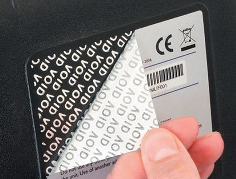 Placas de Identificação Patrimonial Placas de Segurança (Void Destrutível)