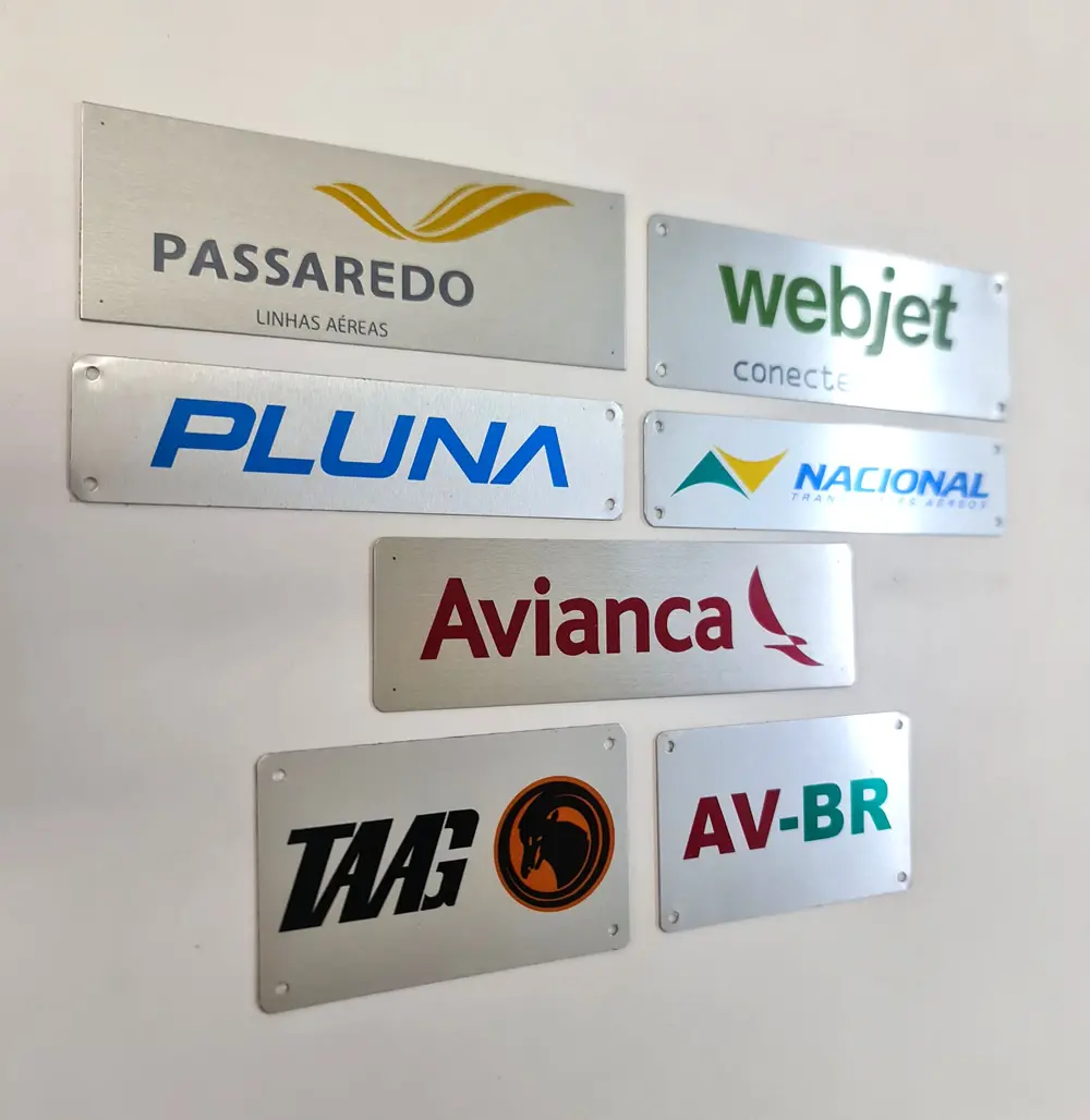 placas-metalicas-identificacao-infraestrutura-externa